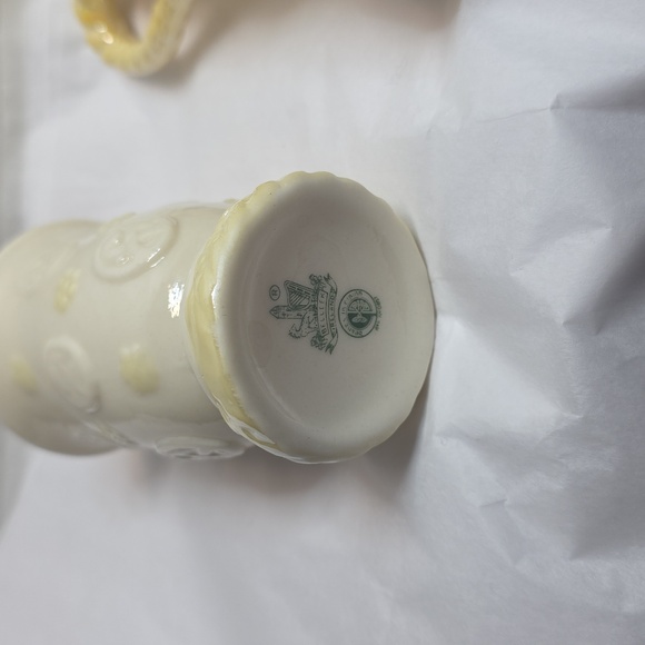 Belleek Erne Vase, Undine Water Maiden Girl Creamer, Swan Creamer - Picture 11 of 11